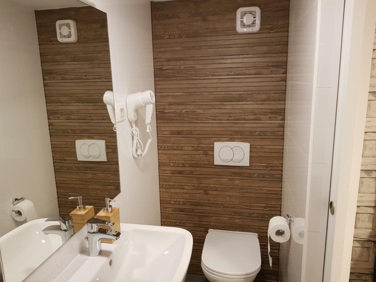 Piraneska Hotel Bagian luar foto